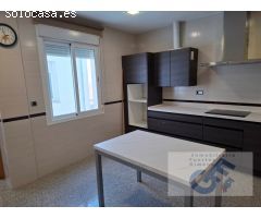 ESPECTACULAR VIVIENDA EN CALLE FERIA DE POZOBLANCO