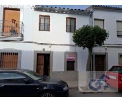 VENTA DE CASA EN ZONA TRANQUILA Y RESIDENCIAL