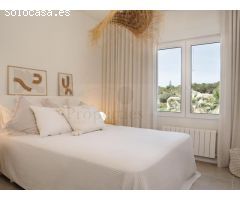 Villa de lujo de 3 dormitorios con vistas al mar en Javea