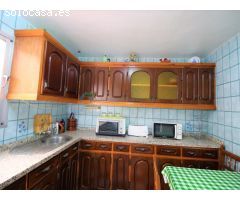 INMOMALAGA VENDE CASA DE 3 PLANTAS EN COÍN
