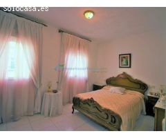 INMOMALAGA VENDE CASA DE 3 PLANTAS EN COÍN