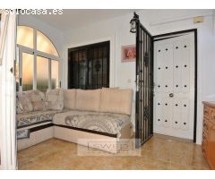 Casa independiente en Aguaes Nuevas, Torrevieja.