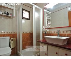 Casa independiente en Aguaes Nuevas, Torrevieja.