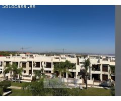 Vivienda en planta alta en Res. Balcones de Amay, Torrevieja.