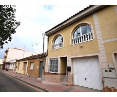 Vivienda en planta alta en Res. Balcones de Amay, Torrevieja.