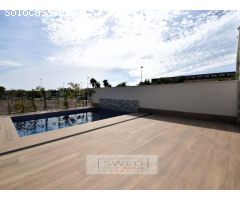 Vivienda adosada con piscina, Aguas Nuevas, Torrevieja.