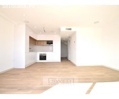 Vivienda adosada con piscina, Aguas Nuevas, Torrevieja.