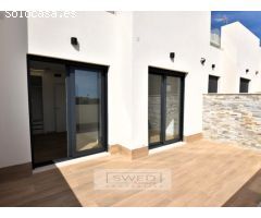 Vivienda adosada con piscina, Aguas Nuevas, Torrevieja.