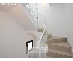 Vivienda adosada con piscina, Aguas Nuevas, Torrevieja.