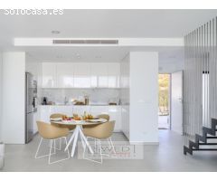 Villas con piscina privada en Altaona Golf & Country Village, Murcia.
