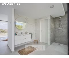 Villas con piscina privada en Altaona Golf & Country Village, Murcia.