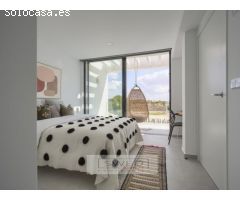 Villas con piscina privada en Altaona Golf & Country Village, Murcia.
