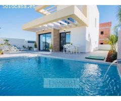 Villas modernas en Los Montesinos.
