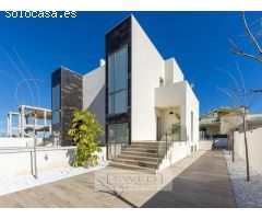 Exclusive villas in Los Belones.