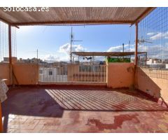 CASA DE 3 DORMITORIOS EN CASCO ANTIGÜO DE ÁGUILAS