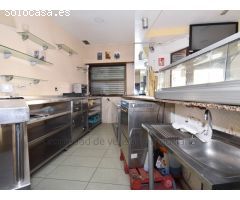 AMPLIO LOCAL COMERCIAL EN LA ZONA DE LOS ARCOS