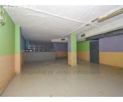 AMPLIO LOCAL COMERCIAL EN LA ZONA DE LOS ARCOS