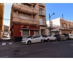AMPLIO LOCAL COMERCIAL EN LA ZONA DE LOS ARCOS