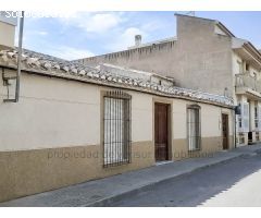 CASA TIPICA DE PUEBLO EN ALMENDRICOS