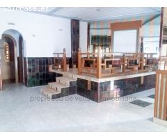 Local comercial a la venta en Garrucha