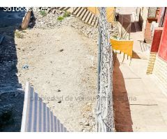 SOLAR URBANO EN AGUILAS