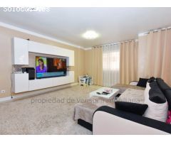 ¡Exclusiva Vivienda Reformada en Garrucha! Tu Hogar Junto al Mar