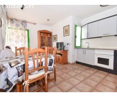 ENCANTADOR BUNGALOW DE 2 DORMITORIOS EN SAN JUAN DE LOS TERREROS