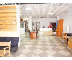 Local de 111 m2 diáfano en zona comercial Vélez-Málaga