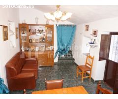 Amplio Cortijo con encanto sobre una parcela de 16.590 m2 en Canillas de