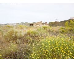 Parcela rústicas con casa en ruinas de 45 m2 con buenas vistas