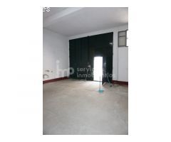 Almacen, taller o zona de aparcamientos en el centro