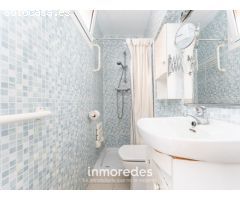 Oportunidad!! Piso con ascensor exterior en Les Corts con 3 dormitorios