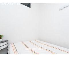 Piso Luminoso con balcón exterior reformado