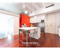 Piso con ascensor exterior con balcón en obra semi nueva en Poblenou