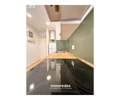 Piso en venta en calle de la Mare de Déu dels Angels exterior