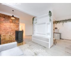 ¡Oportunidad única! Bajos completamente diáfano y reformado con amplio patio