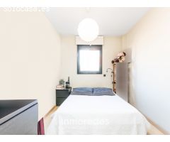 Piso con ascensor en finca de obra vista con la ITE pasada