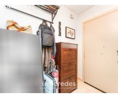 Piso con ascensor en finca de obra vista con la ITE pasada