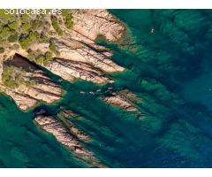 Maravilla costera en La Gavina: Lujo, privacidad y vistas al mar