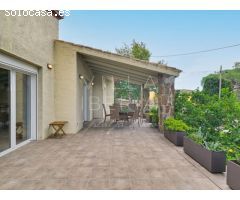 Exclusiva Casa Individual en Zona Tranquila y Residencial de Calonge - Mas
