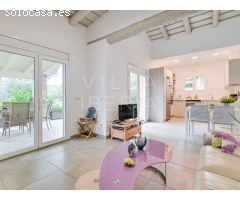 Exclusiva Casa Individual en Zona Tranquila y Residencial de Calonge - Mas
