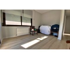 IMPECABLE CASA CON PISCINA EN EL CENTRO URBANO