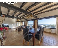 PRECIOSA VILLA CON VISTAS PANORÁMICAS