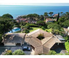 VILLA EXCLUSIVA EN SAGARÒ VELL (LA GAVINA) CON VISTAS MAR