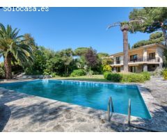 VILLA EXCLUSIVA EN SAGARÒ VELL (LA GAVINA) CON VISTAS MAR