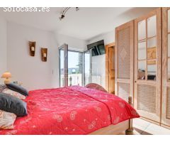 ENCANTADORA VILLA CON PISCINA Y VISTAS ESPECTACULARES