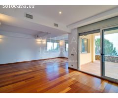 EXCLUSIVA VILLA CON VISTAS PANORÁMICAS AL MAR EN PUNTA BRAVA