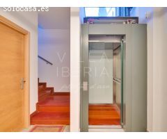 EXCLUSIVA VILLA CON VISTAS PANORÁMICAS AL MAR EN PUNTA BRAVA