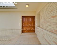 ELEGANTE CASA EN TORREBOSCA