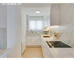 Exclusivo apartamento renovado con vistas al mar